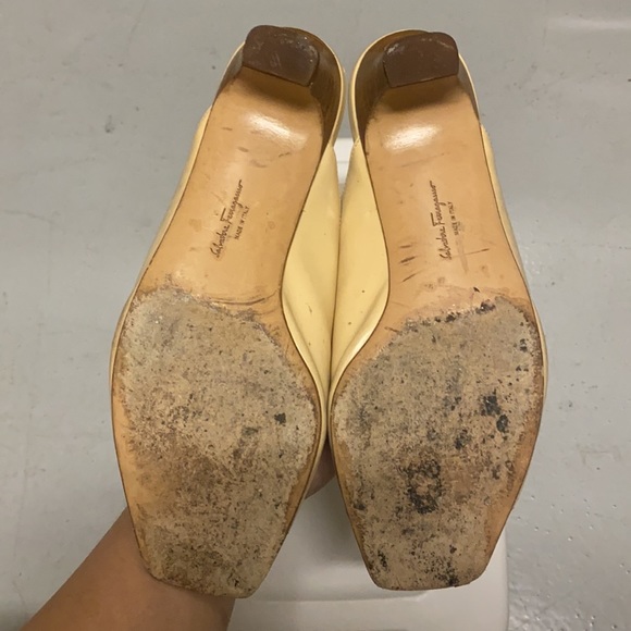 Salvatore Ferragamo heel slippers - Picture 2 of 3